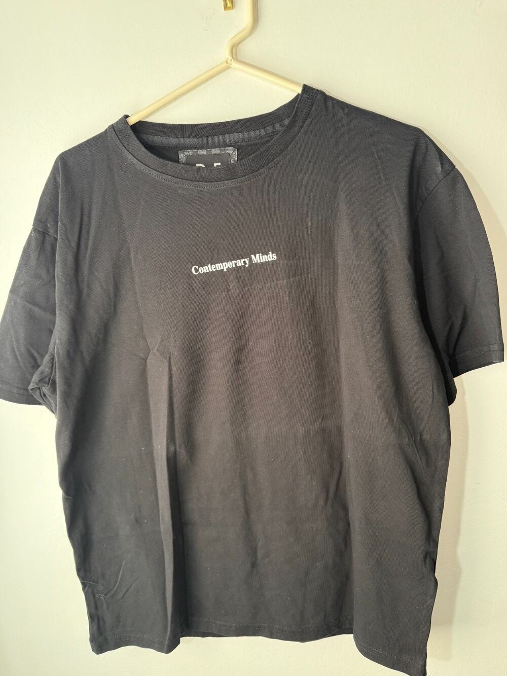 D&F Ricky Singh Contemporary Minds Graphic T‑Shirt Black Relaxed Fit Size L